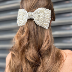 Beyaz Parlak Taş Detaylı Kurdela Toka