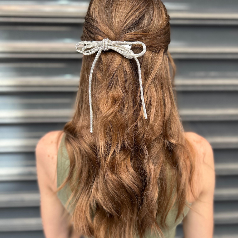 Parlak İp Detaylı Kurdela Toka