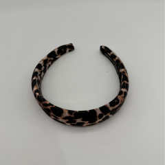 Kahverengi Leopar Desenli Taç