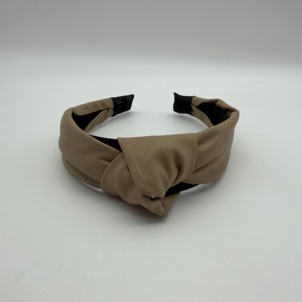 Vizon Düğümlü Deri Görünümlü Taç