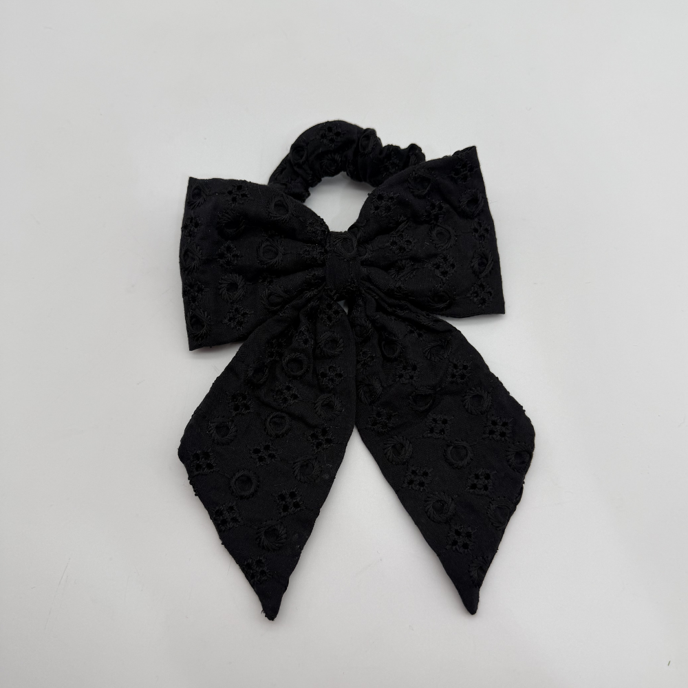 Siyah Fiyonk Detaylı Scrunchie Toka