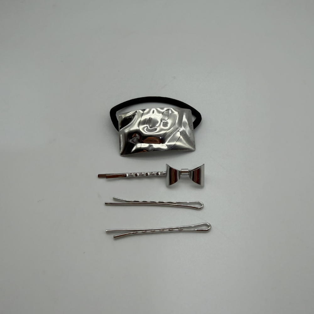 Gümüş Renk Detaylı 4’lü Saç Aksesuar Seti