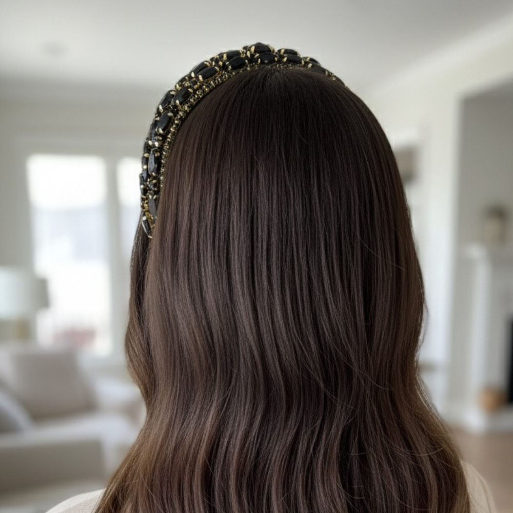 Siyah Taşlı Gold Detaylı Siyah Taç
