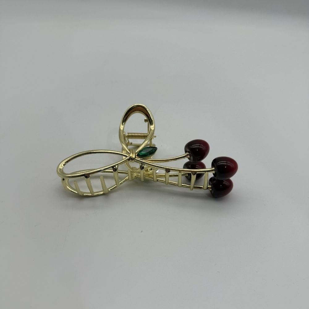 Altın Detaylı Kiraz Figürlü Mandal Toka