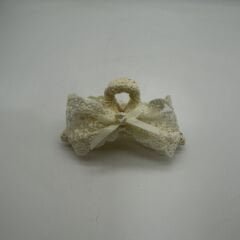 Krem Dantel Fiyonk Detaylı Mandal Toka