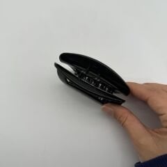 Siyah Minimal Mandal Toka