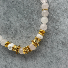 Beyaz Gold Detaylı doğal Taş Kadın Kolye