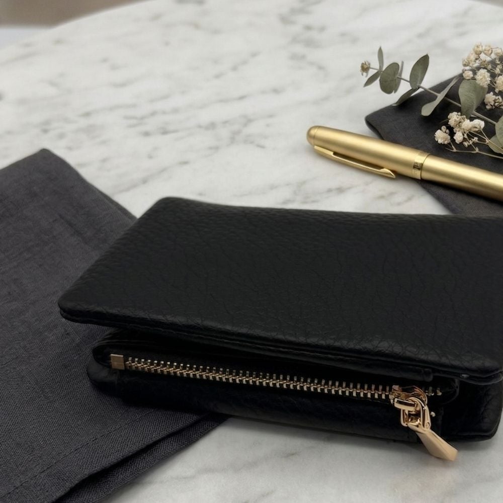 Çok Bölmeli Deri Cüzdan