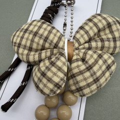 Ekose Kelebek Detaylı Şeffaf Kartlıklı Anahtarlık