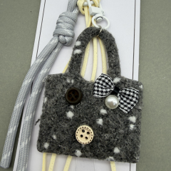 Gri Mini Çanta Figürlü Şeffaf Kartlıklı Anahtarlık