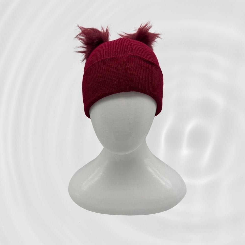 Tüylü Ponponlu Kırmızı Bere