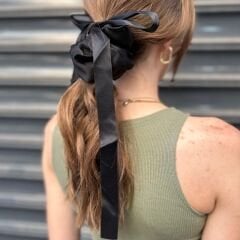 Fiyonklu Siyah Lastik Toka