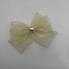 Silver İnci Detaylı Beyaz Fiyonk Toka