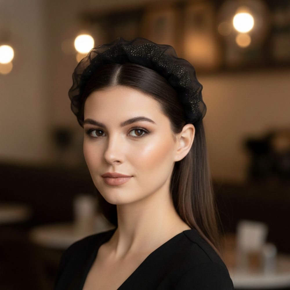 Taş Detaylı Siyah Tül Fransız Taç