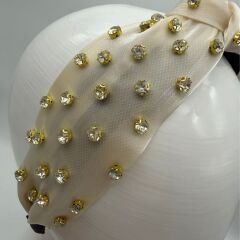 Gold Detaylı Taş Desenli Krem Taç