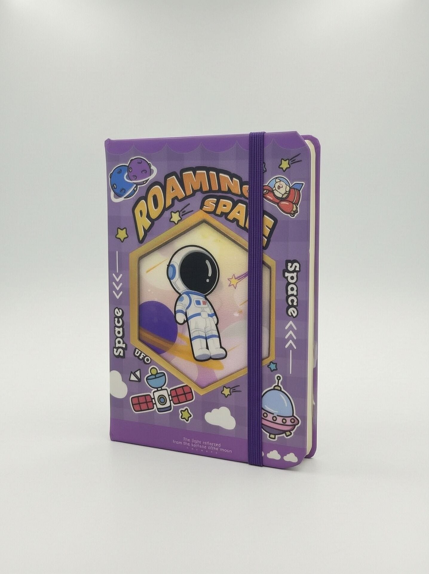 Astranot Figürlü Hologram Mor Renkli En 7,5 cm Boy 10,5 cm Çizgili Not Defteri