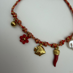 Kırmızı Şans Charm Detaylı Makrome Bileklik