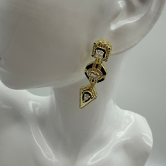 Siyah Mine Detaylı Taşlı Geometrik Sallantılı Küpe