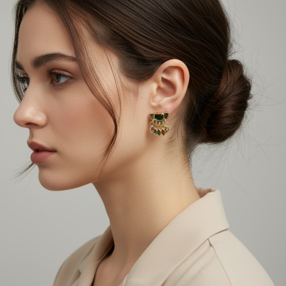 Yeşil Taşlı Sallantılı Gold Mini Küpe - Vintage Esintili