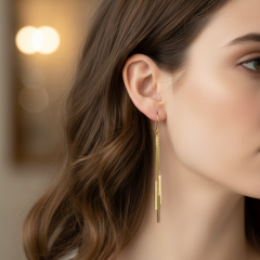 Uzun Sallantılı Gold Minimal Küpe