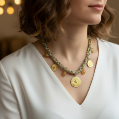 Gold Madalyon ve Boncuk Charm Detaylı Örgü Zincir Kolye – 60 cm