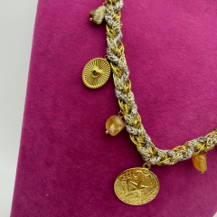 Gold Madalyon ve Boncuk Charm Detaylı Örgü Zincir Kolye – 60 cm