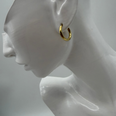 Gold Minimal Halka Küpe – Zarif & Zamansız Tasarım