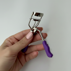 Mor Renk Kirpik Kıvırıcı/ Kirpik Kıvırma Aparatı