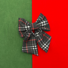 Kadın – Genç Kız Siyah Kırmızı Beyaz Pötikare Fiyonk Toka