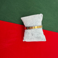 Zarif İki Renkli Şıklık – Kadın Metal Bileklik - Dışı Gold İçi Gümüş Renk