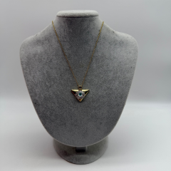 Üçgen Formlu Nazar Gözlü Kolye