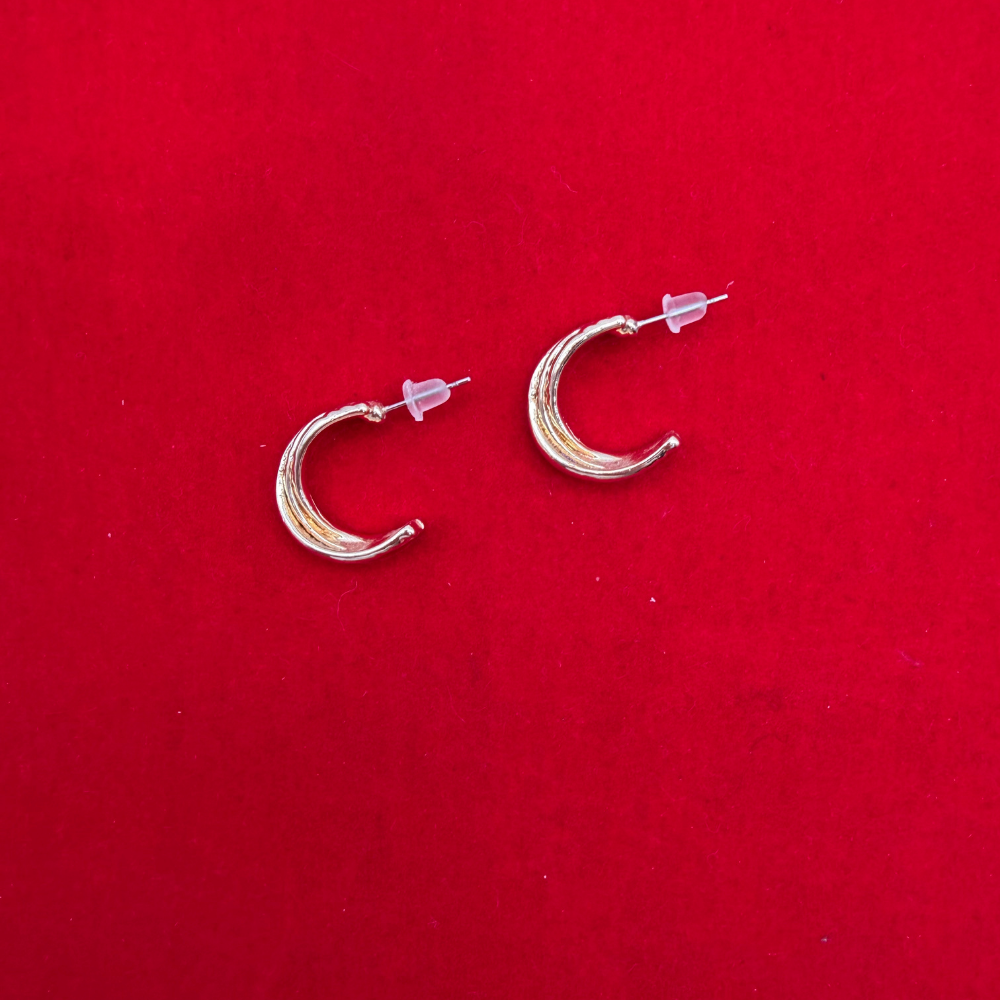 Gold Kıvrımlı Mini Halka Küpe