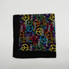 Renkli Peace Desenli %100 Pamuk Bandana – 52x52 cm