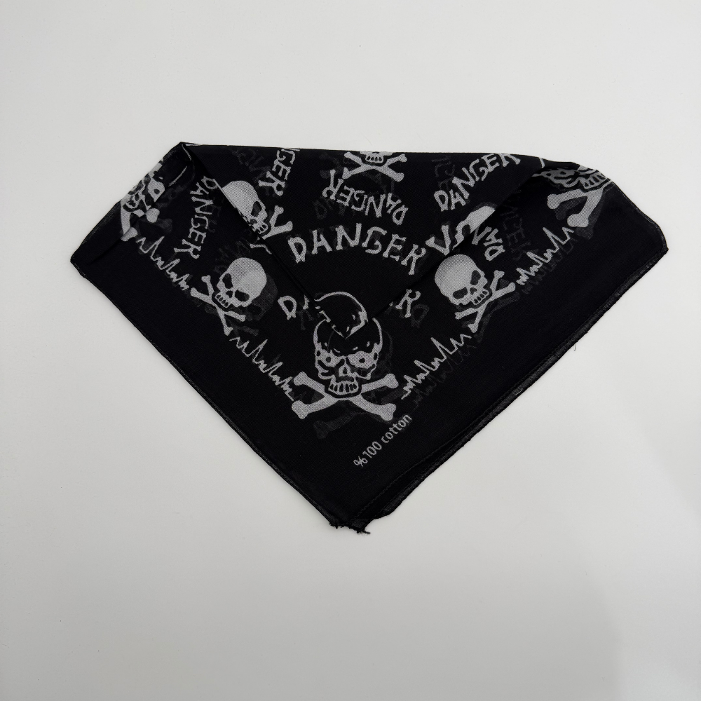 Danger Desenli %100 Pamuk Siyah Bandana (52x52 cm)