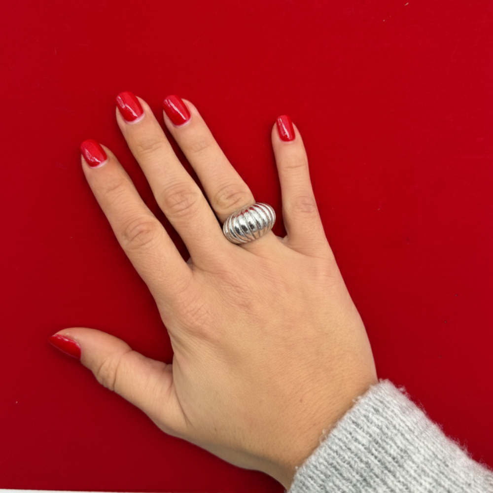 Gümüş Görünümlü Kabartma Detaylı Ayarlanabilir Bombeli Yüzük