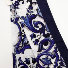 Lacivert Barok Desenli Kare Fular – 50x50