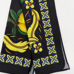 Siyah Sarı Limon ve Barok Desenli İpek Etkili Fular (50x50 cm)