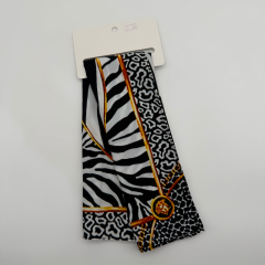 Siyah Beyaz Zebra Leopar Karışık Desenli İpek Etkili Fular (50x50 cm)