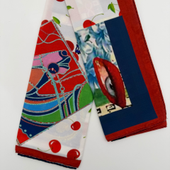 Fuşya Mavi Sanatsal Çiçek Desenli İpek Etkili Fular (50x50 cm)