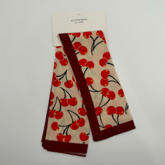 Retro Kiraz Desenli Bordo Bordürlü İpeksi Fular (50x50 cm)