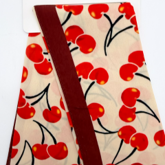 Retro Kiraz Desenli Bordo Bordürlü İpeksi Fular (50x50 cm)