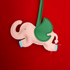Uçan Fil Figürlü Çanta Charmı/Süsü - Anahtarlık