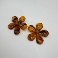 Kahverengi Mermer Dokulu Çiçek Formlu Küpe