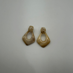 Bej Mermer Desenli Geometrik Küpe