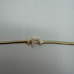 Gold Taş Detaylı F Harfli Bileklik