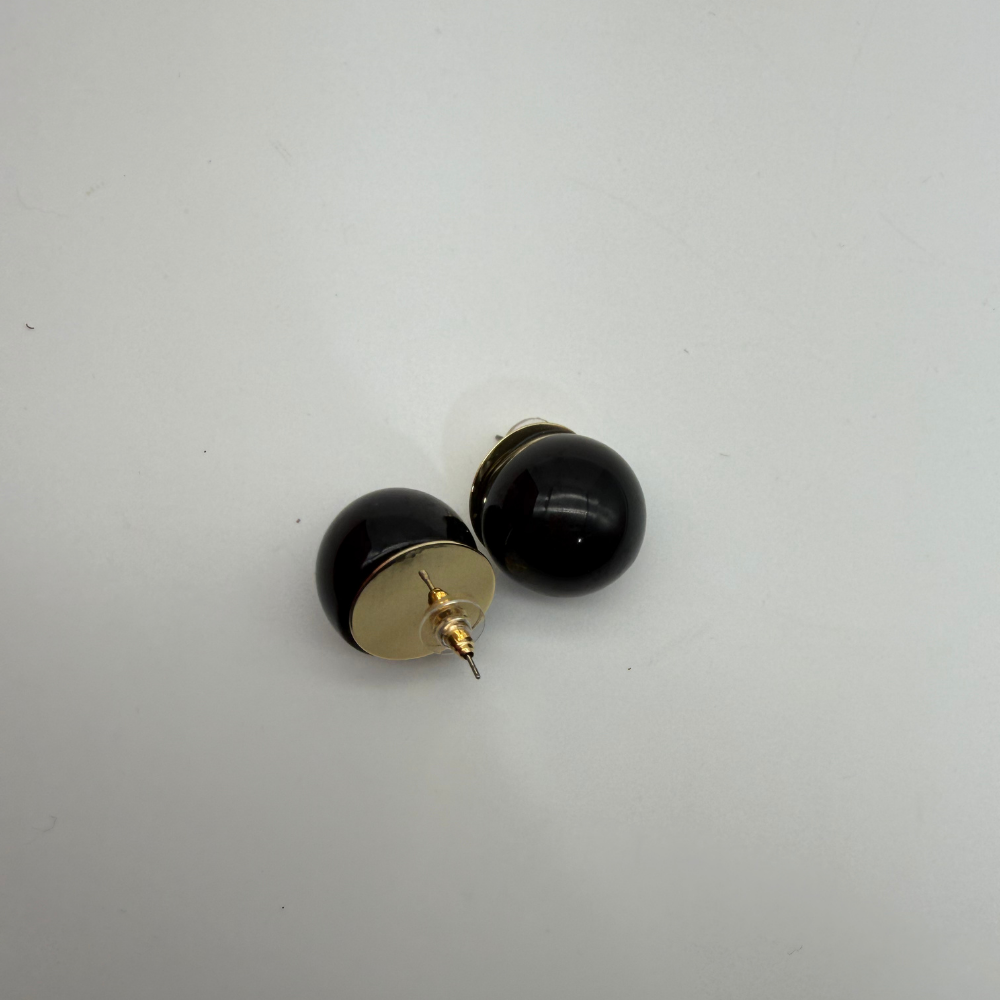 Gold Çerçeveli Siyah İnci Form Küpe