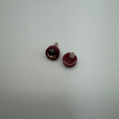 Bordo Çerçeveli Şeffaf Taş Detaylı Gümüş İğneli Küpe