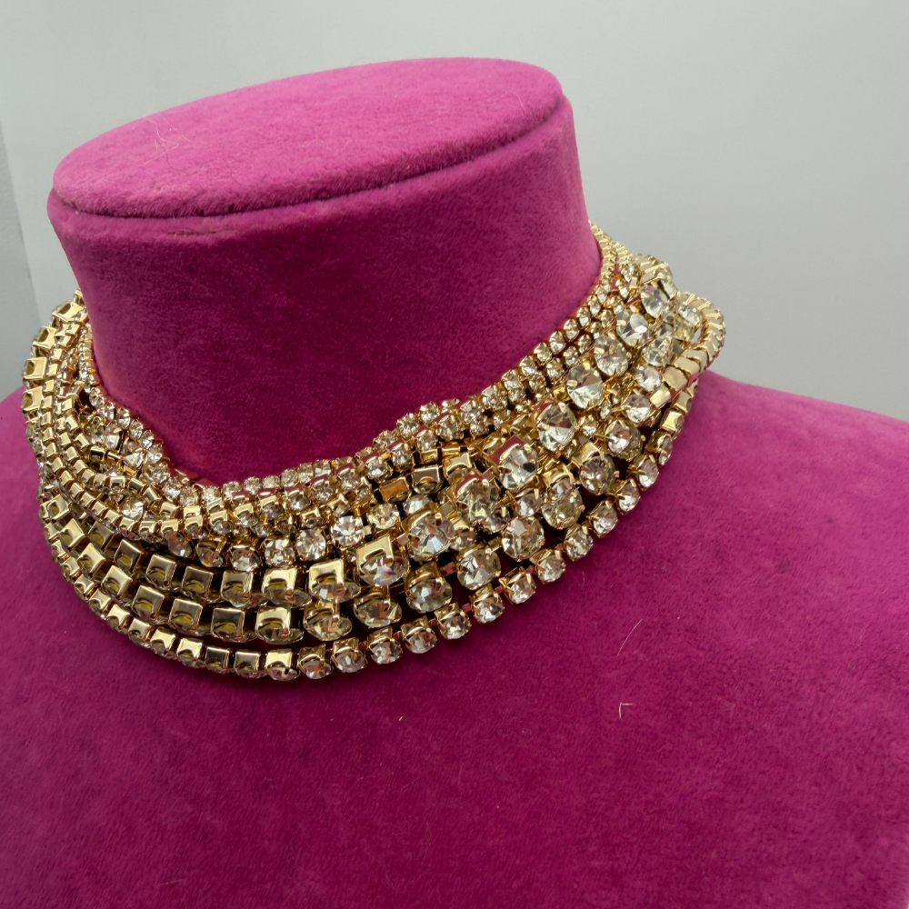 Zirkon Taşlı Çok Sıralı Gösterişli Choker Kolye