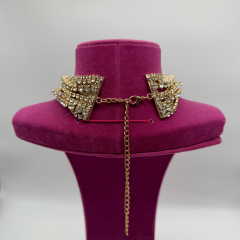 Zirkon Taşlı Çok Sıralı Gösterişli Choker Kolye