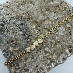 Üçgen Taş Detaylı Gold Zincir Bileklik